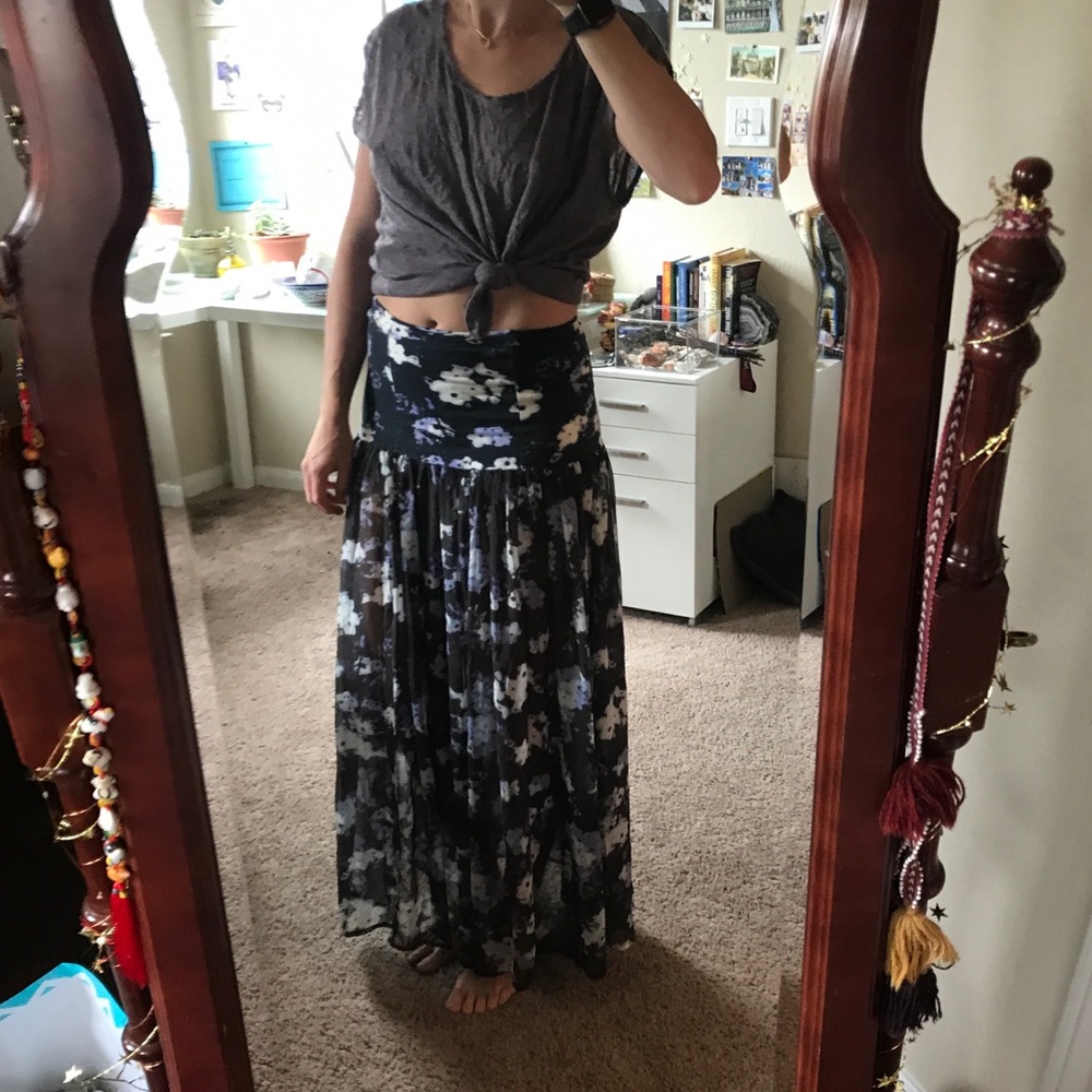 Free people maxi skirt size medium